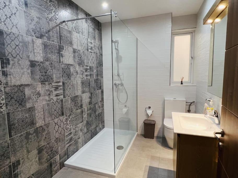 Modern Apartment In Marsaskala Esterno foto